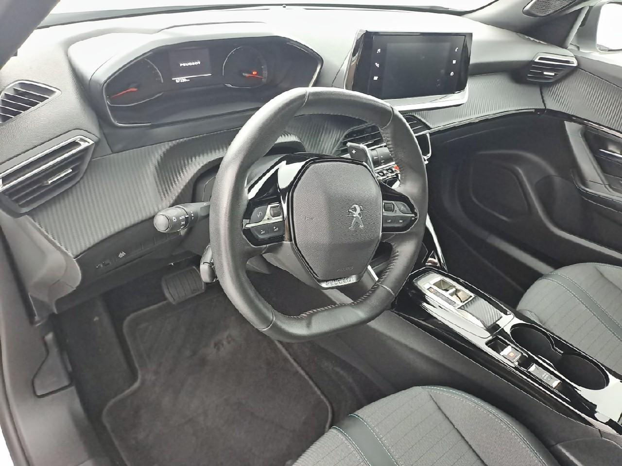Peugeot 2008 bluehdi 130 s&s eat8 allure — photo 14