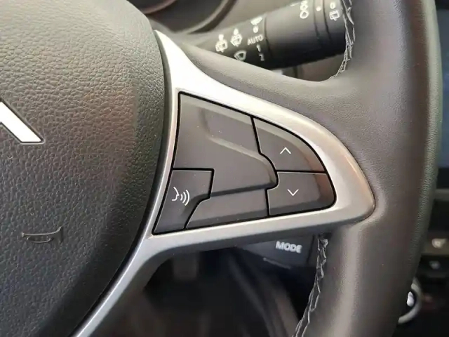 Dacia Duster eco-g 100 4x2 — photo 32
