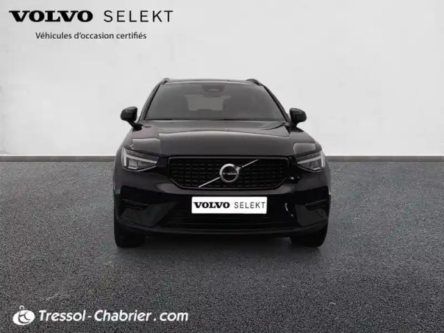 Volvo Xc40 b3 163 ch dct7 plus — photo 17