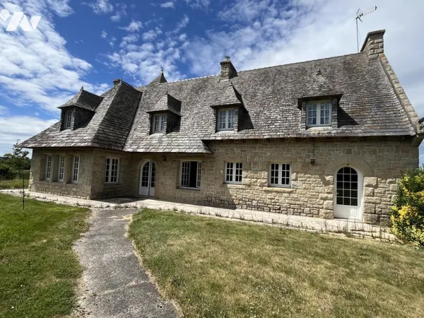 Maison 8 pièces 255 m²