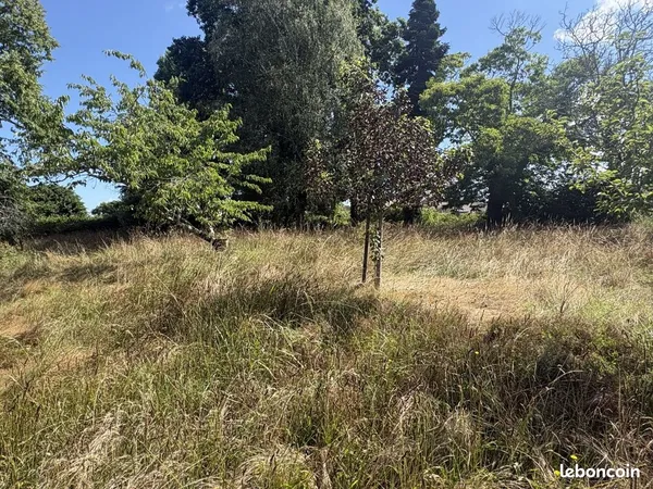 Terrain 879 m² Hinx