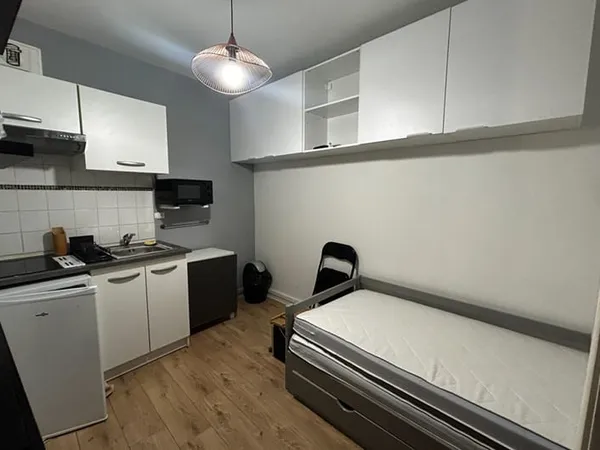 STUDIO MEUBLE avec Terrasses - Saint Pierre