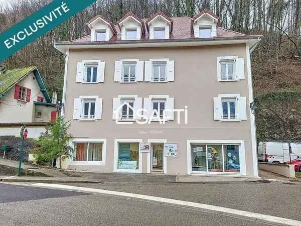 Local commercial 6 pièces 90 m²