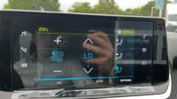 Peugeot 208 e-208 136ch Like — photo 27