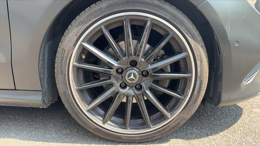 Mercedes Classe CLA 180 122 7G-Tronic - Fascination – 2018 – 74637 km – Essence – Boîte Automatique — photo 12