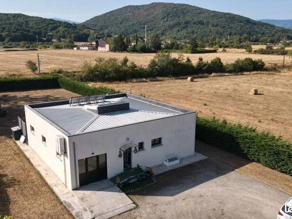 Villa 4 pièces 122 m²