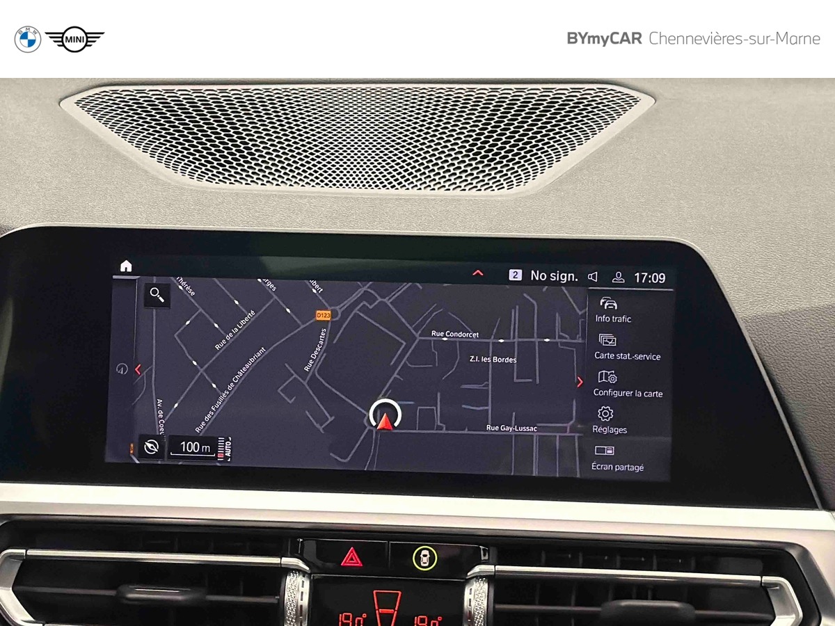 BMW Touring M340d xDrive 340 ch BVA8 — photo 23