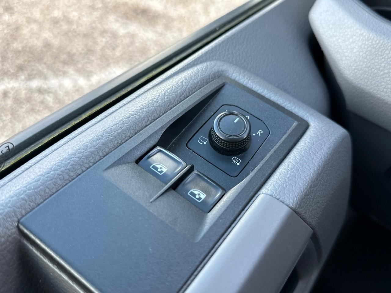 Volkswagen Crafter van 35 l3h3 2.0 tdi 177 ch bva business — photo 15