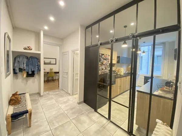 APPARTEMENT HYPER CENTRE