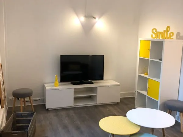 T3 meuble de 54m2, sect laon, 850 toute charges incluses (chauffage, elec...)