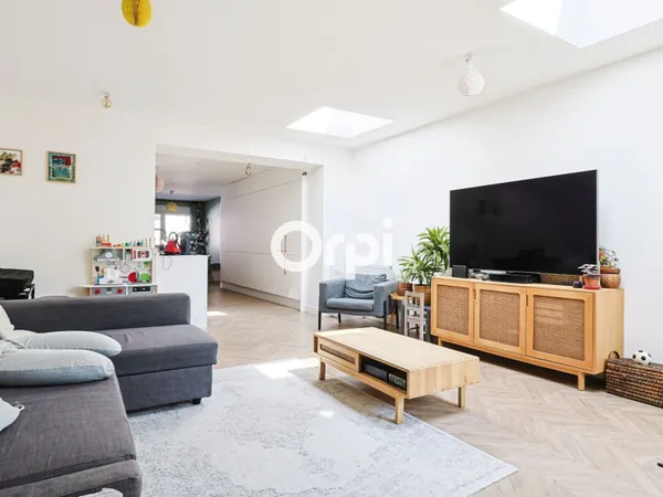 Maison 5 pièces 140 m²