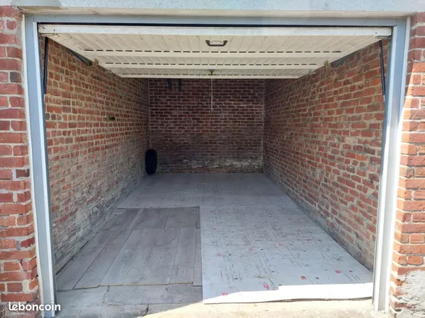 Garage/box