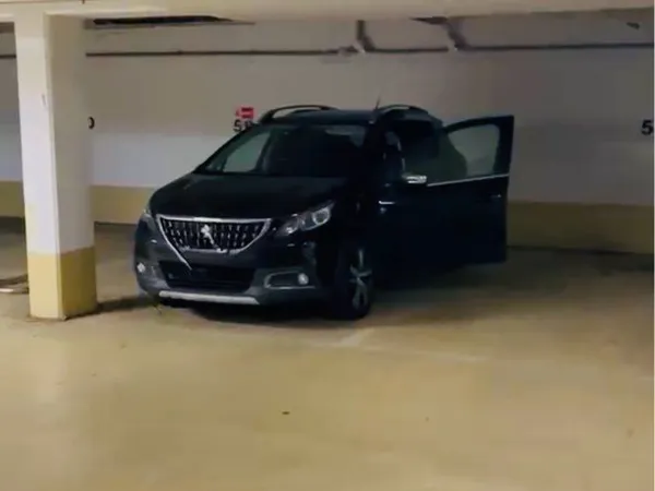 Parking couvert et sécurisé - Saint-Ouen, boulevard Jean Jaurès