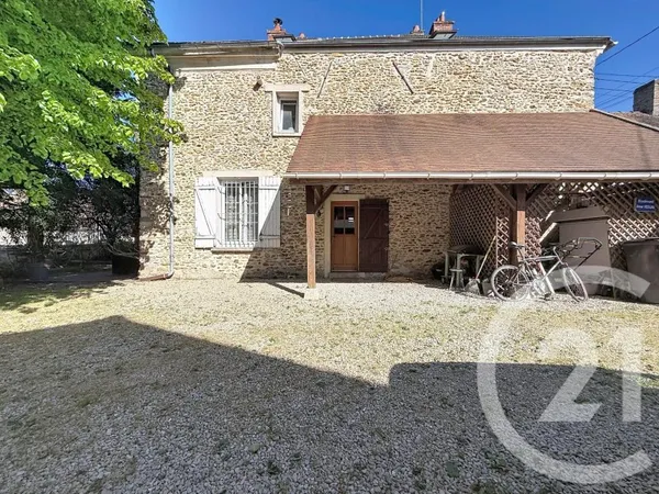 Maison 7 pièces 244 m²