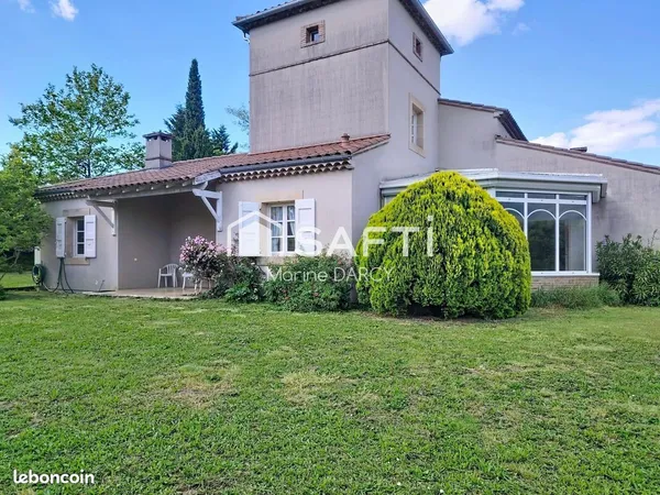 Maison 6 pièces 142 m²