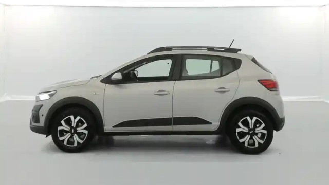 Dacia Sandero eco-g 100 — photo 20