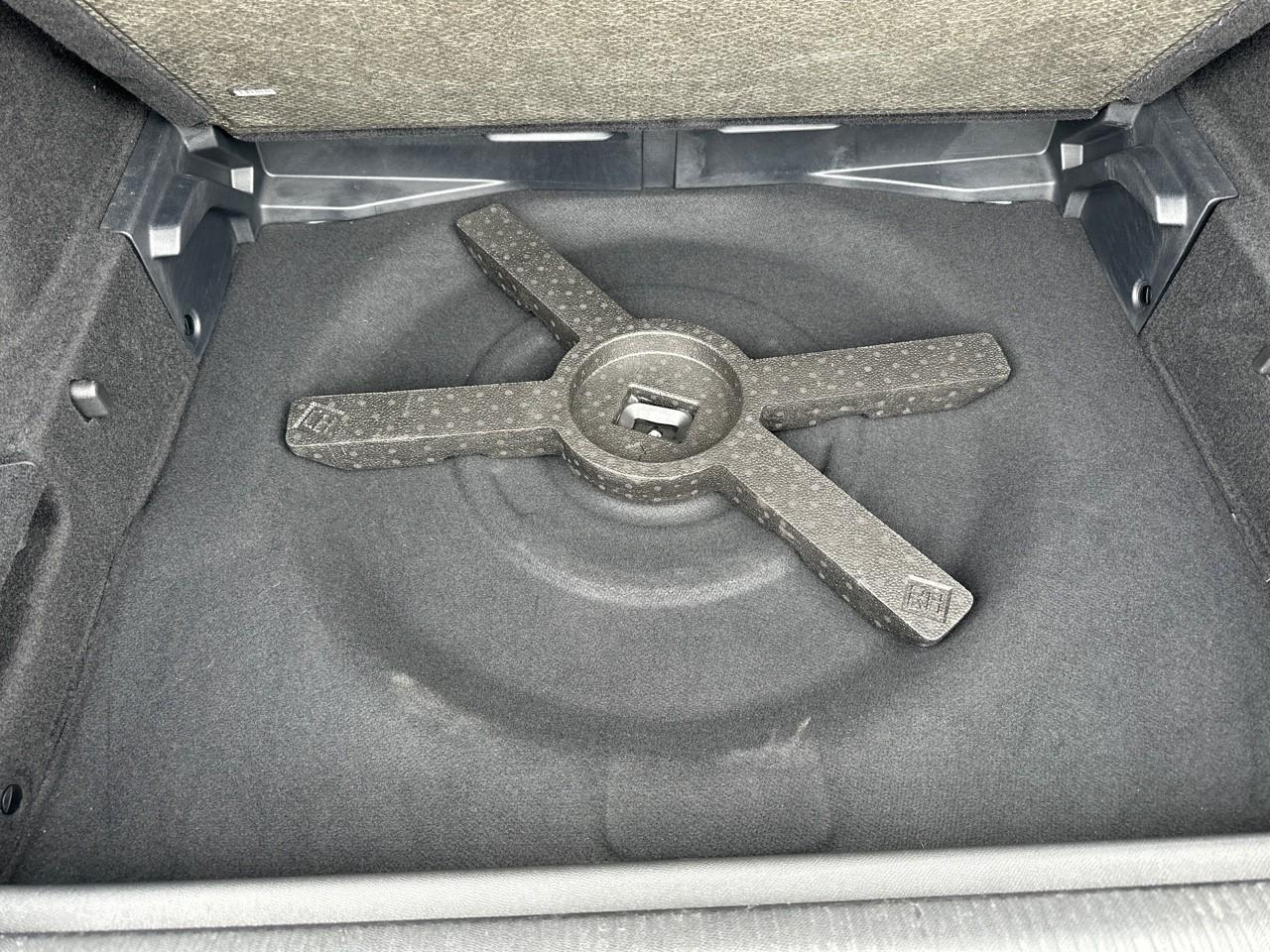 Peugeot 308 sw puretech 130ch s&s eat8 allure pack — photo 35
