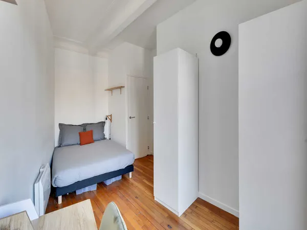 Chambre à Paris - Rue Vauvenargues