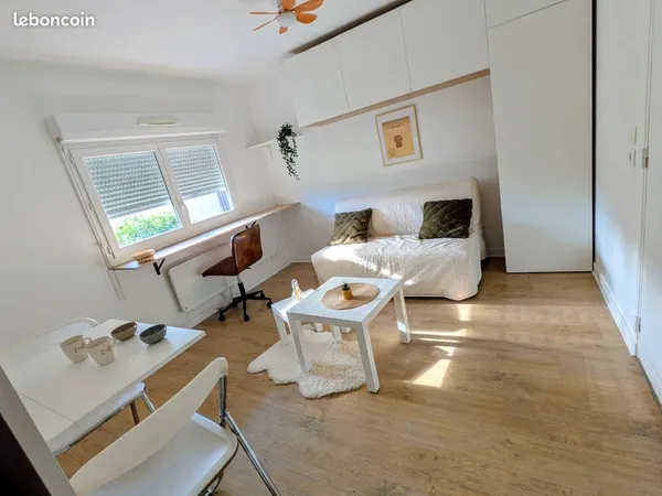 Loue studio meublé équipé 17m2 bd charles Arnould