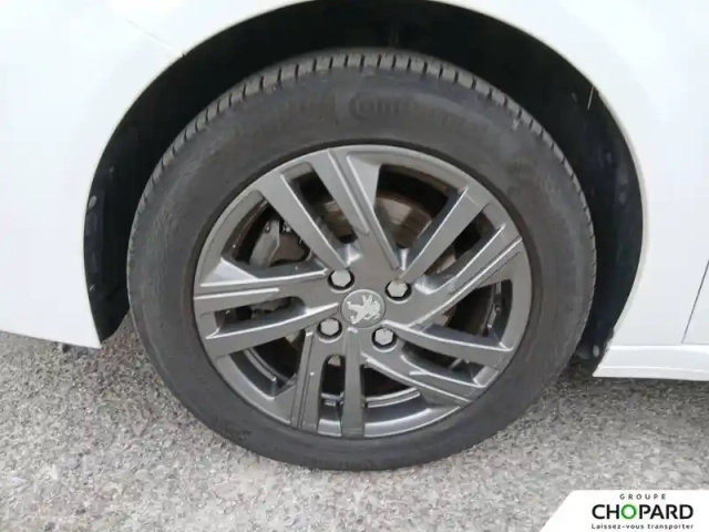 Peugeot 208 puretech 100 s&amp;s bvm6 — photo 16