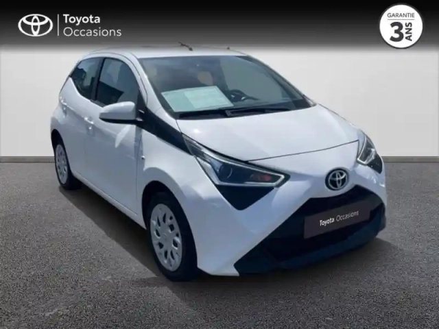 Toyota Aygo 1.0 vvt-i 72ch x-play 5p my21 — photo 11