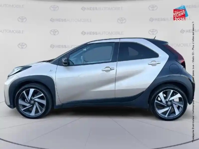 Toyota Aygo x 1.0 vvt-i 72ch collection s-cvt my23 — photo 9