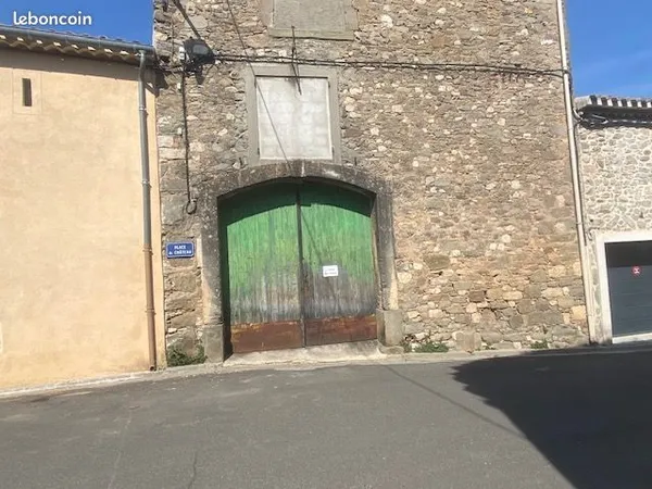 Commerce Vente Oupia  312m² 120000€