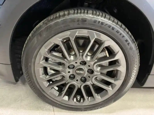 Mini Cooper 5 portes s 204ch essential dkg7 — photo 7
