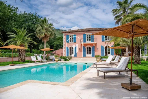 Bastide 7 pièces 260 m²