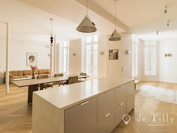 Appartement 5 pièces 168 m²