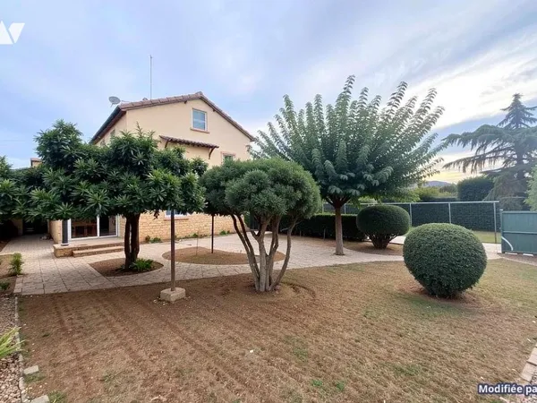 Maison 7 pièces 160 m²