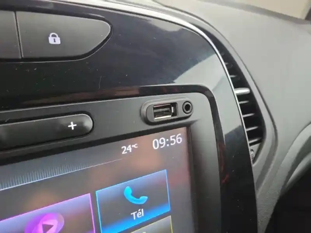 Renault Captur tce 120 energy edc — photo 41