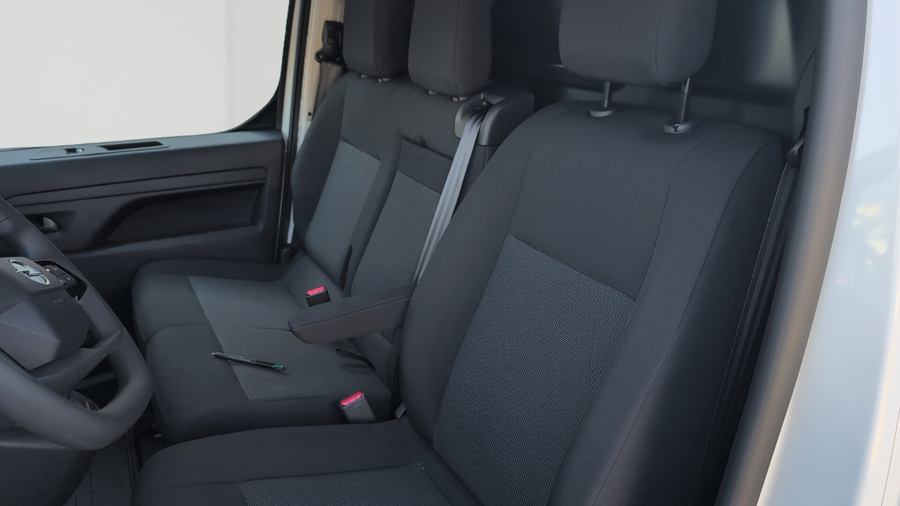 Opel VIVARO FGN DIESEL 120 CH M MANUELLE — photo 11