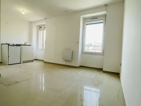 Studio 1 pièce 20 m²