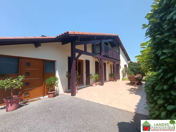 Maison 6 pièces 144 m²