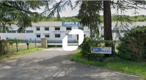 Local d'activité 6900 m²