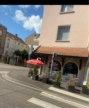 Pizzeria four à bois