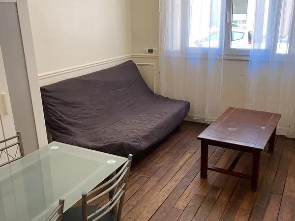 Appartement 2 pièces 37m2 métro Gambetta