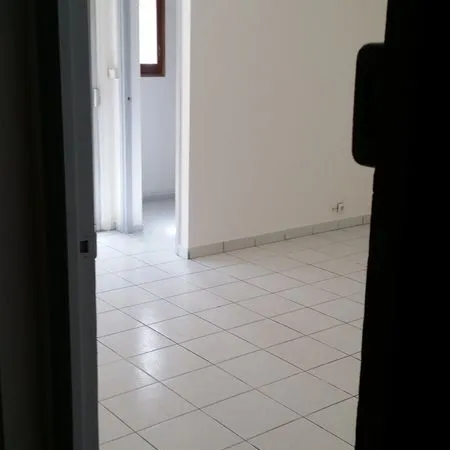 F1 vide quartier Alco hyper calme & secur