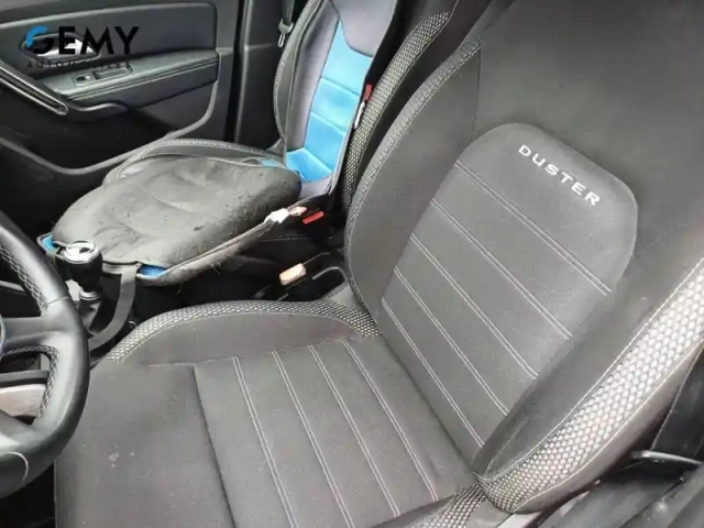 Dacia Duster blue dci 115 4x2 — photo 9