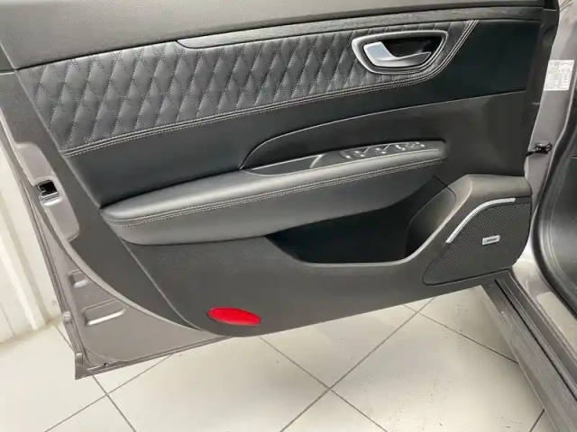 Renault Talisman estate blue dci 190 edc — photo 17