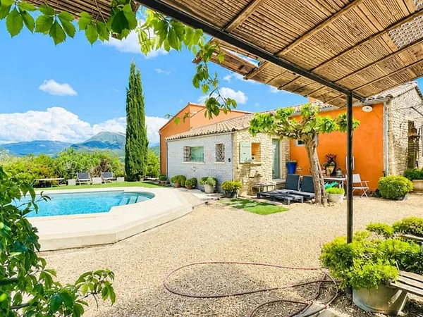 Maison 5 pièces 192 m²