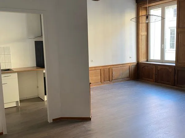 Beau F2 spacieux et lumineux