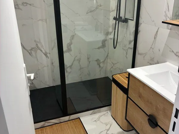 Vente appartement urgent cause départ à l'étranger