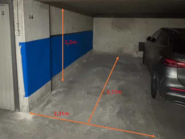 Parking 12 m²