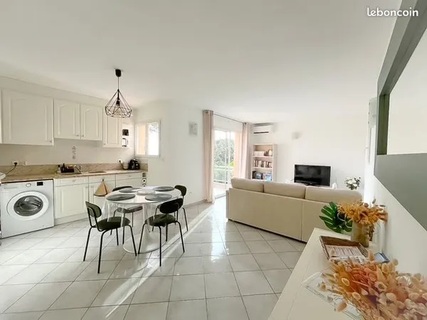 Appartement dans villa 3 pièces 55 m²