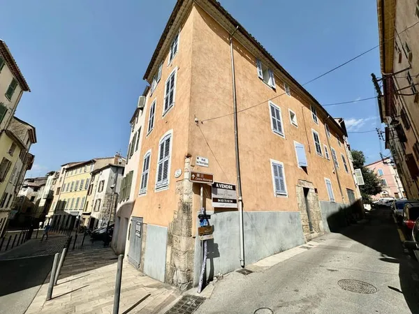 Immeuble de rapport 248 m²