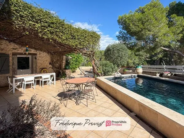 Immeuble de rapport à Bages 450.9 m2