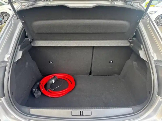 Peugeot 208 electrique 50 kwh 136ch — photo 6