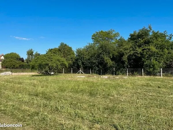 Terrain 930 m² Caillouet Orgeville